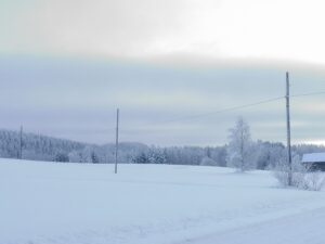 Lumihanki pellolla talvella
